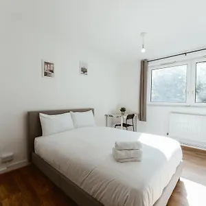 Shadwell Double - 13 Guest house