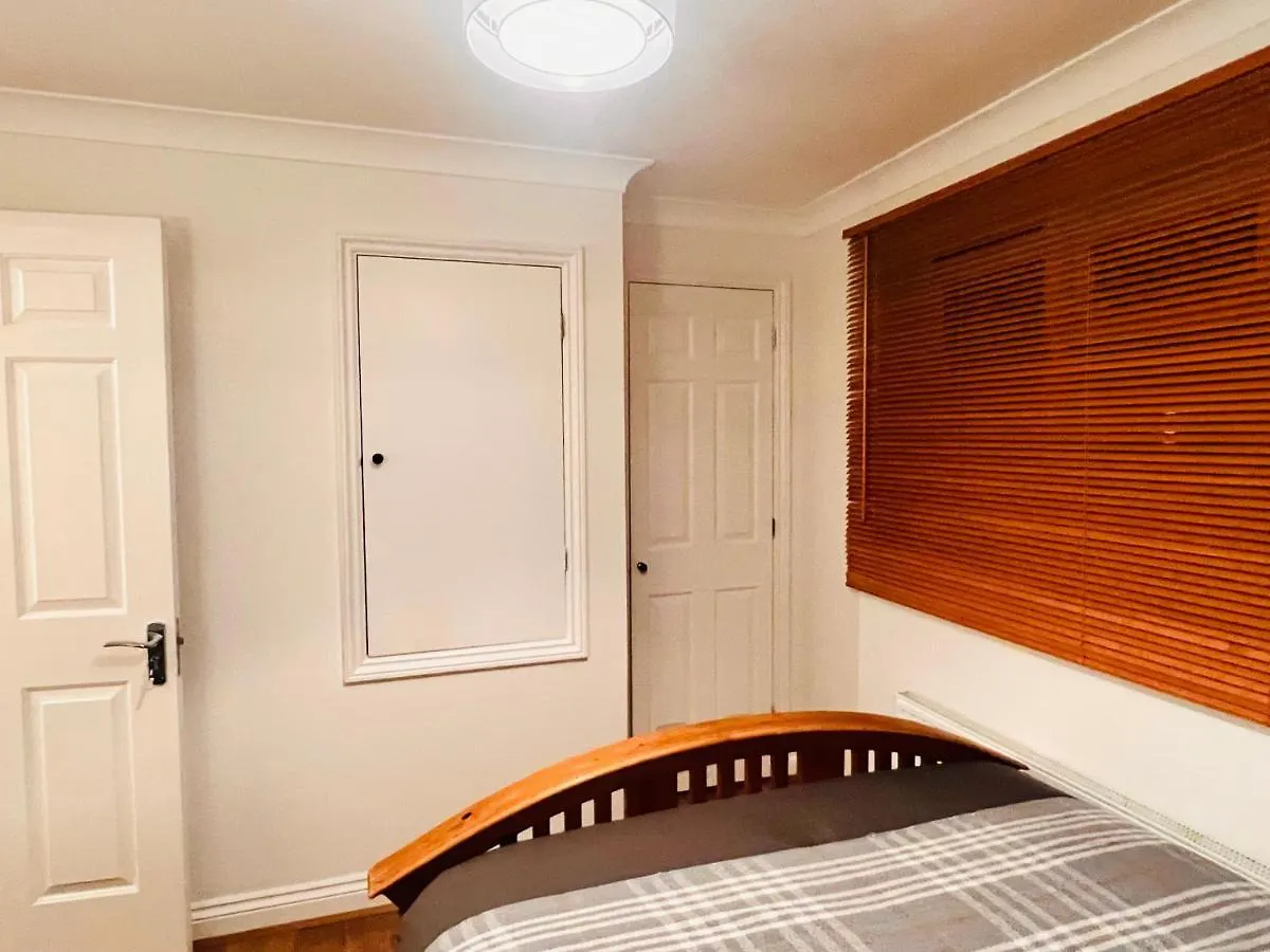 42I Premium Rooms London Exactly Like The Photos 0*,  United Kingdom